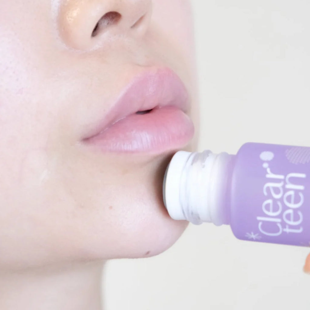 HANDOK Clearteen 30ml Acne Blackhead Whitehead Spot Treatment BHA Early Acne Trouble Care / from Seoul, Korea